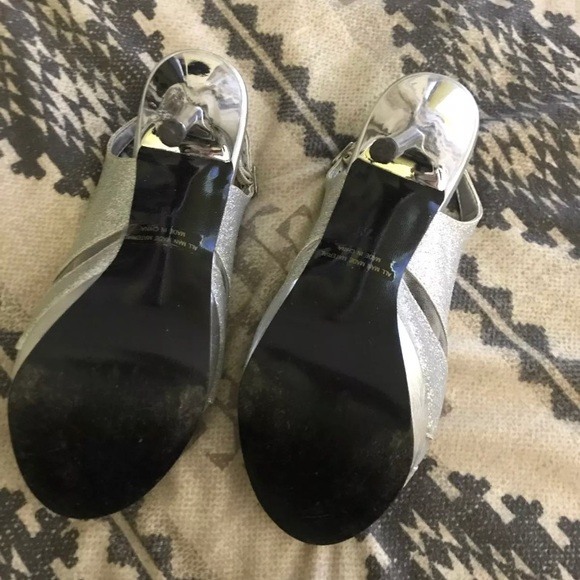 Silver High Heels - Picture 4 of 4
